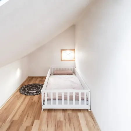 Firstblick Apartman Egg