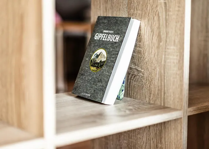 Firstblick Apartment *